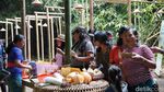 Sensasi Belanja dengan Kepingan Bambu di Pasar Pelipur Lara
