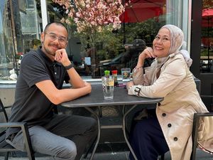 Reaksi Dewi Yull Usai Anak Dicancel Ojol karena Disabilitas