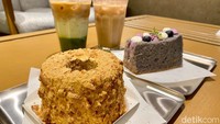 Kalau mau yang kekinian bisa coba chiffon cake earl grey yang dibalut remahan biskuit Regal di permukaannya. 