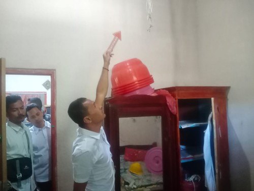 TKP pelajar SMA tewas gantung diri, Senin (25/9/2023). (Humas Polres Lombok Tengah)