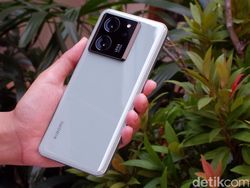 Unboxing Xiaomi 13T: HP Kamera Leica Harga Oke Punya