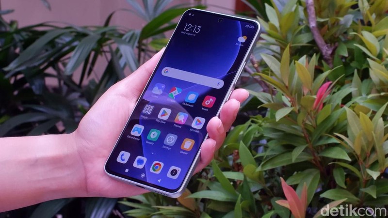 Xiaomi 13T bawa kamera Leica