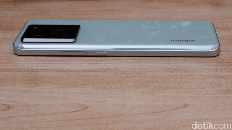 Xiaomi 13T bawa kamera Leica