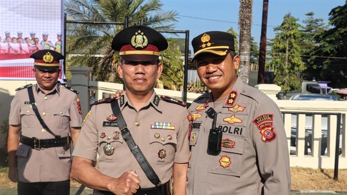 AKP Ali Jupri bersama Kapolres Sukabumi AKBP Maruly Pardede, Ali kini menjabat Kasat Reskrim di wilayah hukum Polres Sukabumi.