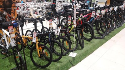 Apik! Penampakan Sepeda Diskon di Transmart Full Day Sale