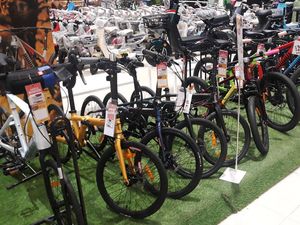 Apik! Penampakan Sepeda Diskon di Transmart Full Day Sale
