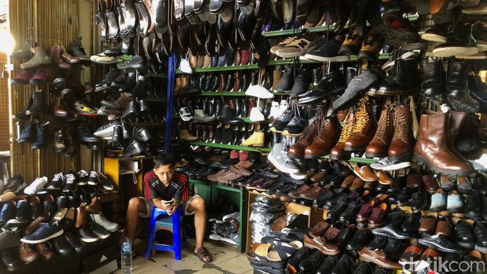 Babak Belur Taman Puring Sang Primadona Sepatu Murah