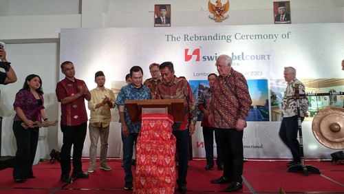 Bupati Lombok Tengah Lalu Pathul Bahri meresmikan Swiss-Belhotel International, Selasa (26/9/2023). (Ahmad Viqi/detikBali).