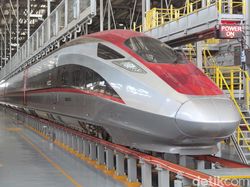 Jajal Teknologi Huawei di Kereta Cepat Whoosh Jakarta-Bandung