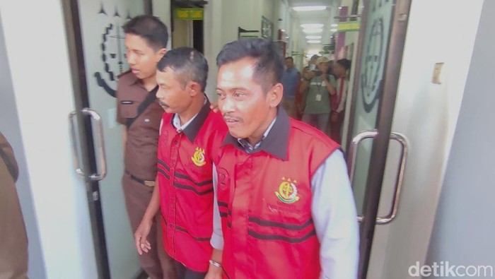 Kejari Kab Mojokerto eksekusi kades dan kadus korupsi iuran PTSL