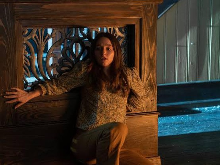Cuplikan adegan dalam film No One Will Save You (2023).