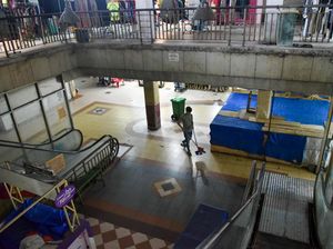 Kala Pedagang Curhat Pasar Makin Sepi