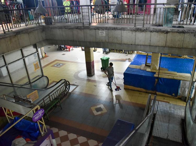 Penampakan Sepinya Pasar Petisah Medan