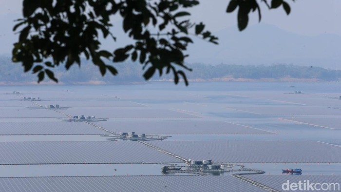 PLTS Terapung Cirata Mau Diuji Coba Sebelum Diresmikan Jokowi