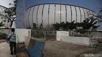 Koordinator Jaringan Rakyat Miskin Kota (JRMK) Minawati mengatakan warga Kampung Bayam pindah sementara ke Rusun Nagrak.  