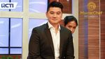 Potret Chef Arnold dan Chef Renatta Sebelum Drama Rebutan Kulit Ayam