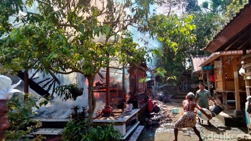 Rumah lansia di Gianyar, Bali, terbakar.