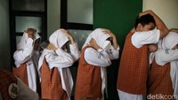 Tujuan dari kegiatan simulasi gempa bumi adalah untuk melatih kesiapsiagaan para siswa dan guru tentang bagaimana mengambil sikap dan tindakan ketika menghadapi bencana gempa bumi.  