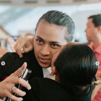 Sebelumnya di tahun 2020 hingga 2021, Cavin mengenyam pendidikan di University Technology of Sydney (UTS) dan memperoleh gelar diploma. Foto: Instagram/@yunishara36