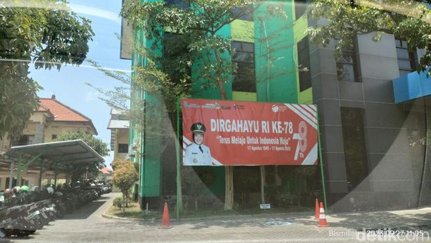 Baliho Anna Mu'awanah