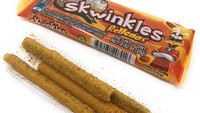 Permen bernama Skwinkles juga termasuk camilan pedas. Permen lembut ini memiliki rasa nanas, pedas, dan teksturnya mirip jeli. Permen ini sangat populer di Meksiko. Foto: site news