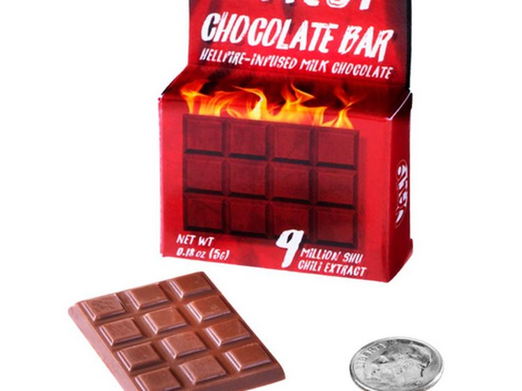 Gokil! 10 Camilan Ini Rasanya Pedas Membara