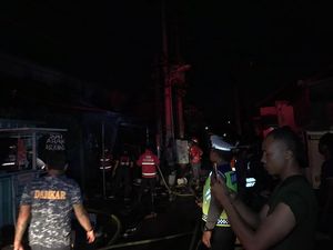 Lupa Matikan Kompor Saat Panaskan Sayur Nangka, 6 Ruko Terbakar