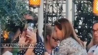Kedekatan keduanya semakin diperkuat dengan kehadiran Frederic Arnault yang bersama Lisa BLACKPINK saat berada di kafe. Mereka melakukan pertemuan bersama teman-temannya di Paris. Foto: Instagram/frederic.arnault