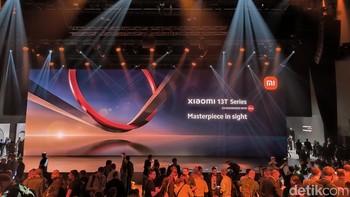 Head of D&E Business Unit Mobile Leica Pablo Acevedo Noda, dalam sesi wawancara usai peluncuran Xiaomi 13T Series di Verti Music Hall, Berlin, Jerman, Selasa (26/9) menyebutkan, hubungan di antara Leica dan Xiaomi sangat dalam, tak sekadar branding dengan menempelkan label Leica di perangkat Xiaomi. Foto: Rachmatunnisa