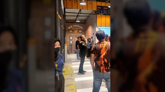 Heboh Ormas Geruduk Mie Gacoan di Medan, Disebut Minta Kelola Parkir