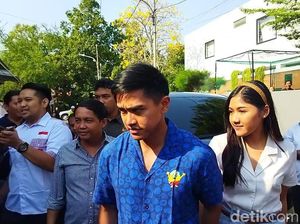 Kaesang Pangarep Tiba di Markas Bara JP, Erina Gudono Mendampingi