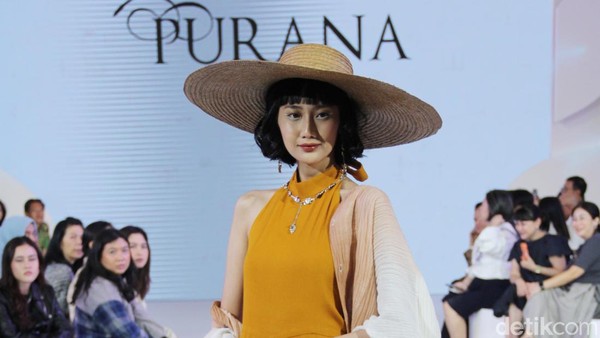 10 Koleksi Busana Purana di Fashion Nation 2023