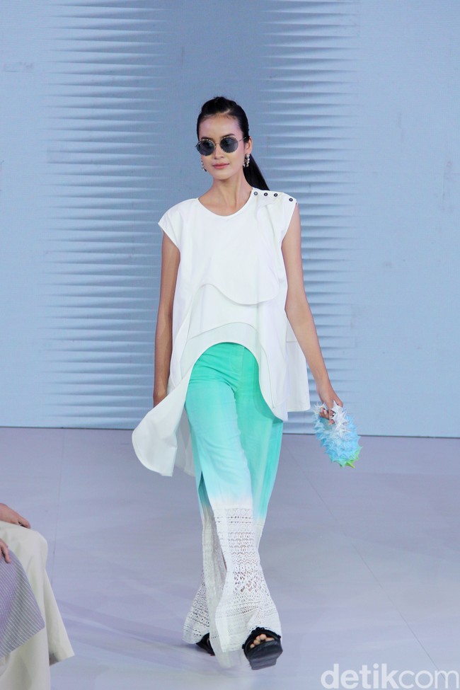 Inilah koleksi terbaru brand Purana yang ditampilkan di acara Fashion Nation, Senayan City, Jakarta. Foto: Mohammad Abduh/detikcom.