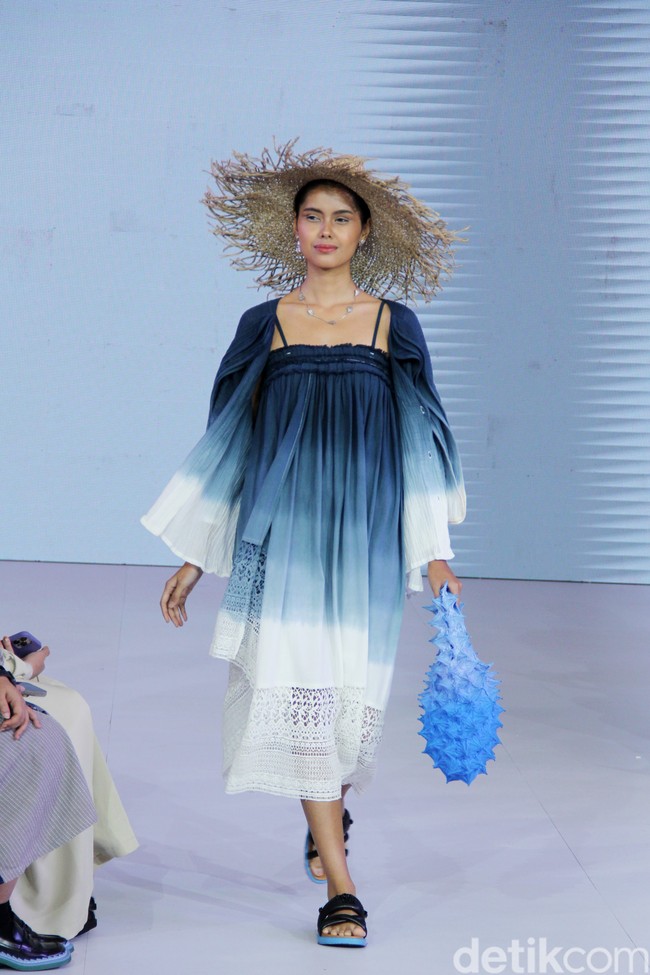 Inilah koleksi terbaru brand Purana yang ditampilkan di acara Fashion Nation, Senayan City, Jakarta. Foto: Mohammad Abduh/detikcom.