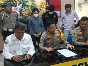 Pasangan Kumpul Kebo Raja Tega Buang Bayi di Teras Rumah Warga