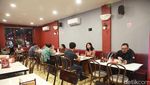 Tempat Nongkrong Bernuansa Peranakan yang Nikmat di Jalan Sabang