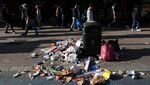 Kotornya Jalanan London Saat Tukang Sampah Mogok Kerja
