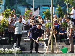 Kurangi Polusi Jakarta, Erick Thohir Mulai Program Tanam 100 Ribu Pohon