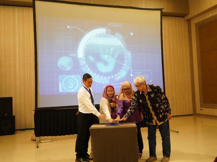 Launching CEK-LIST, aplikasi yang dilaunching Dinkes Jabar.