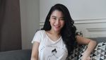 6 Gaya Lisa Oktaviani Aspri Hotman Paris yang Ngaku Masih Jomblo
