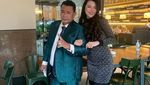 Momen Lisa Oktaviani Aspri ke-27 Hotman Paris Saat Makan Bersama