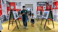 Pameran foto yang diadakan oleh Wartawan Foto Bandung menampilkan 57 karya dari 21 peserta.