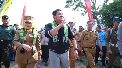 Momen Gubernur Sumsel Resmikan Jalan Penghubung Palembang-Musi Rawas