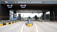 Menteri PUPR Basuki Hadimuljono mengatakan, kehadiran jalan tol akan menurunkan biaya logistik serta memangkas waktu tempuh distribusi barang dan jasa antar wilayah.