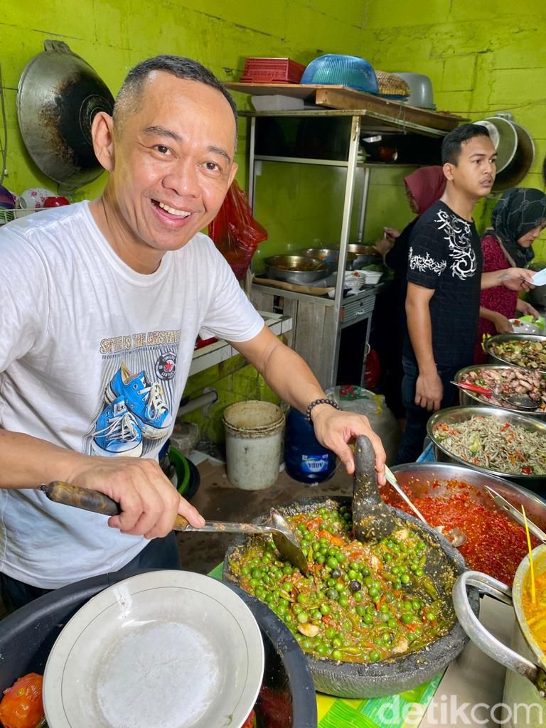 Nyak Kopsah Ajak Damai 3 Food Vlogger yang Terseret Drama Warungnya