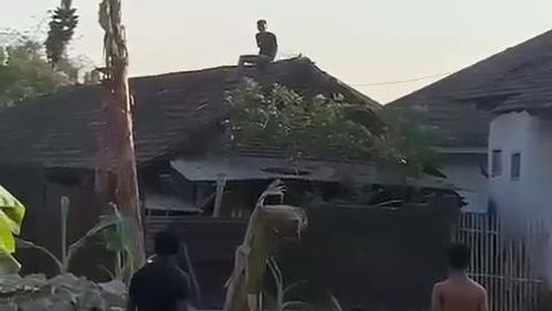 Pemuda Pasuruan ngamuk