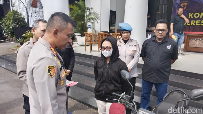 Pengembalian motor korban begal yang viral di TikTok.