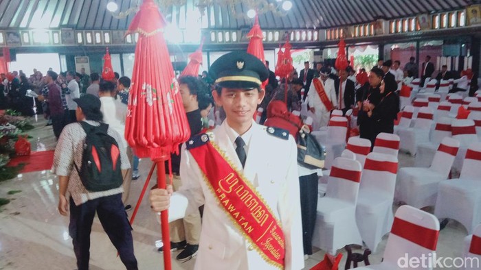 Sabiq Muhammad (25) Kades Prawatan, Kecamatan Jogonalan, Klaten, saat pelantikan, Rabu (27/9/2023).