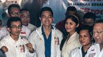 Potret Kaesang Berkemeja Minions Sambangi Markas Bara JP