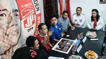 Potret Kaesang Berkemeja Minions Sambangi Markas Bara JP